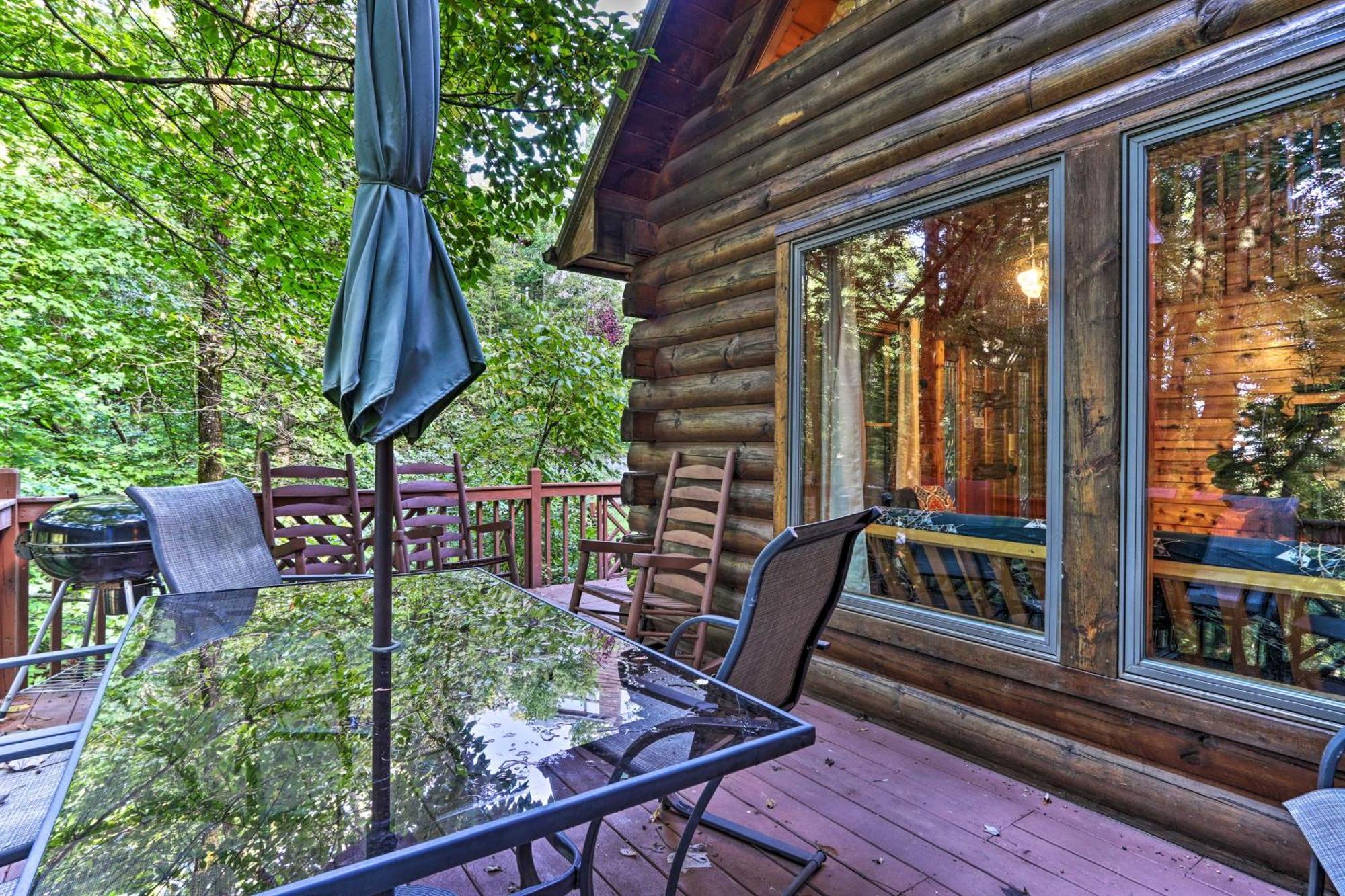 Cozy Mountain Cabin In Perfect Location Sevierville Exterior photo