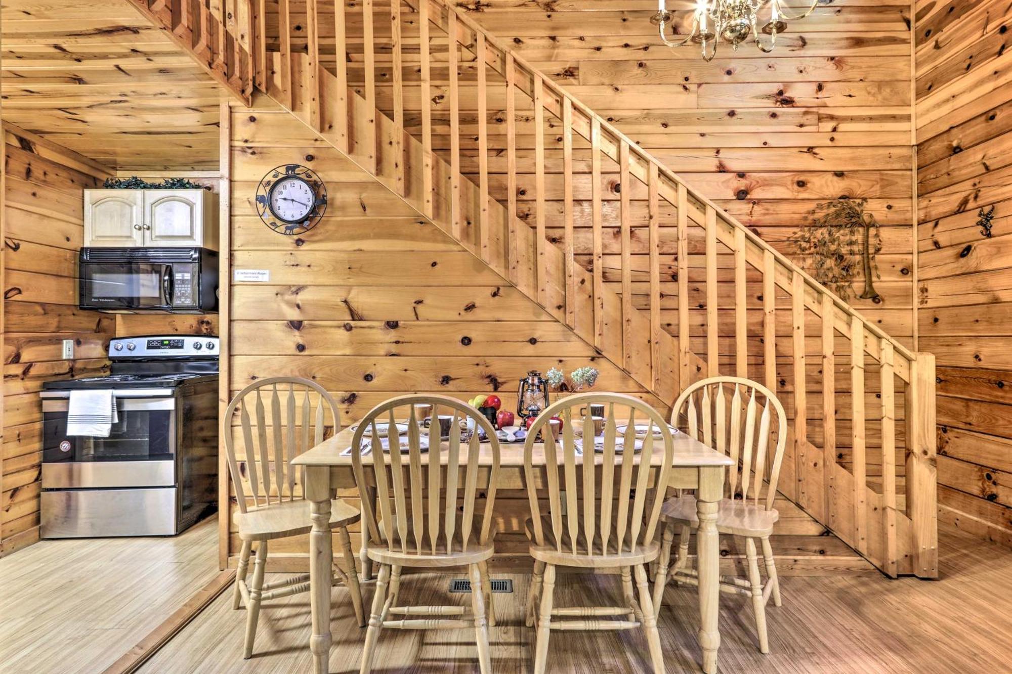Cozy Mountain Cabin In Perfect Location Sevierville Exterior photo